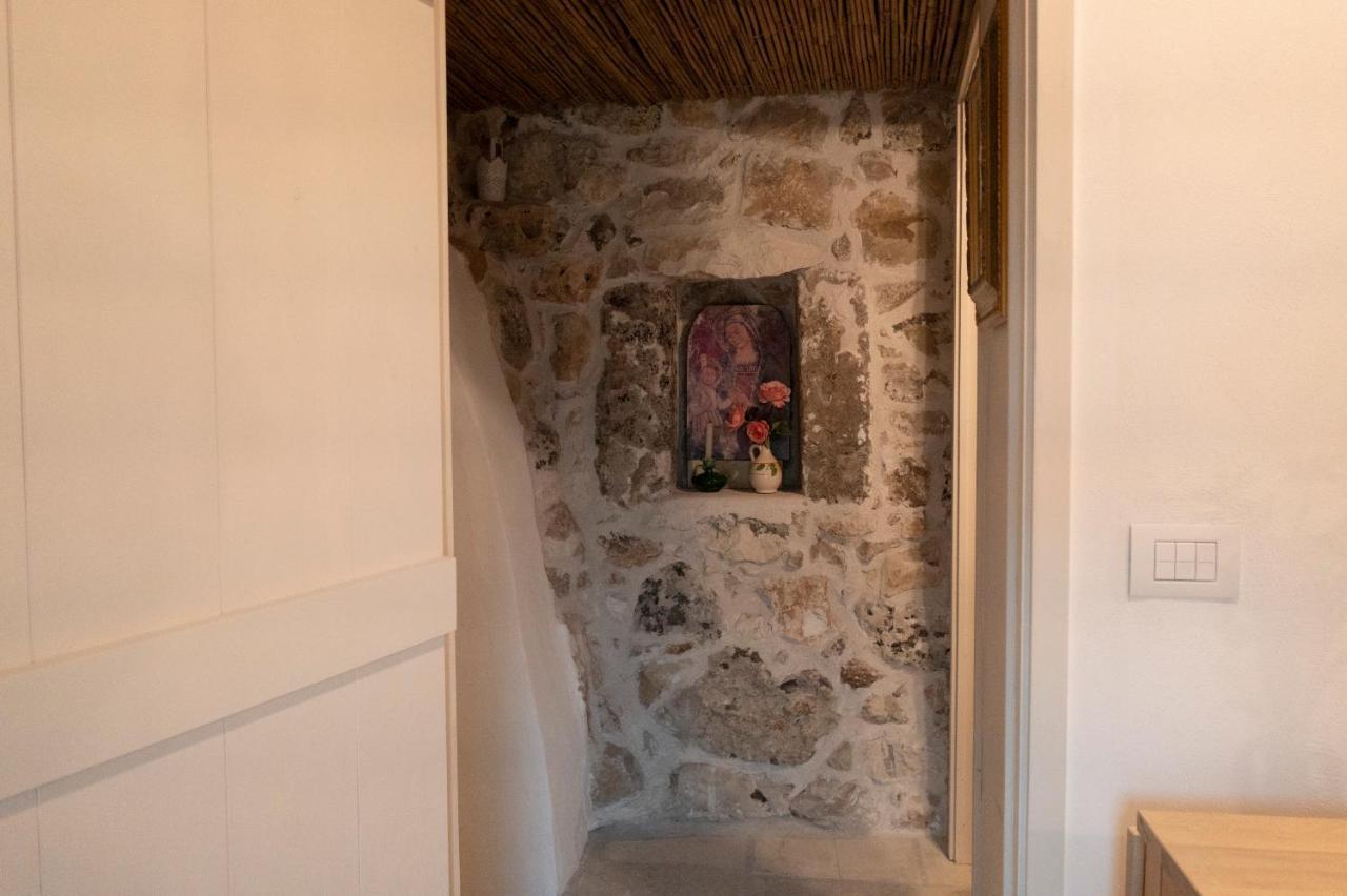 Appartement La Nicchia-Trullo à Corigliano dʼOtranto Extérieur photo